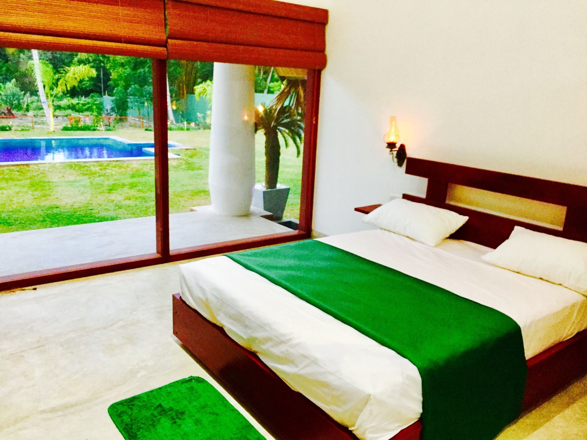 Katunayaka Airport Resort מראה חיצוני תמונה