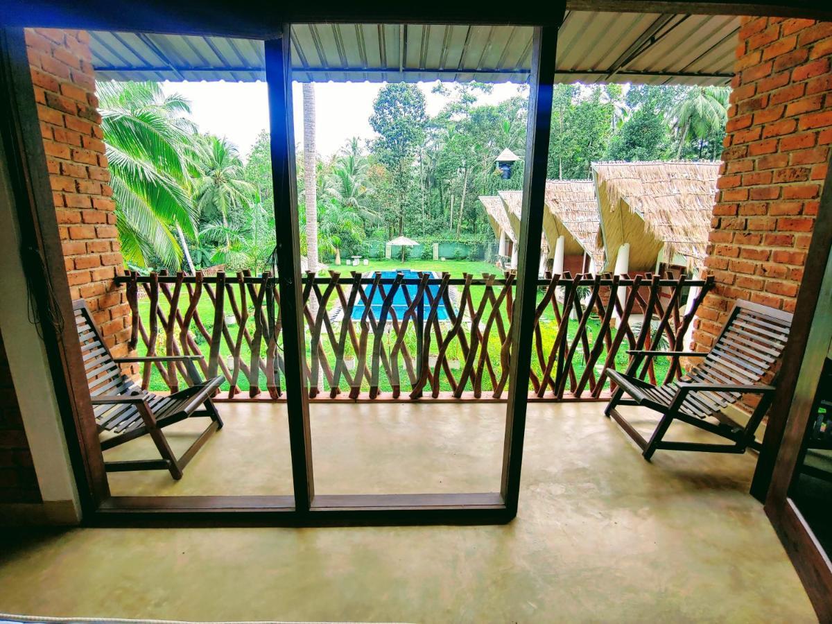 Katunayaka Airport Resort מראה חיצוני תמונה