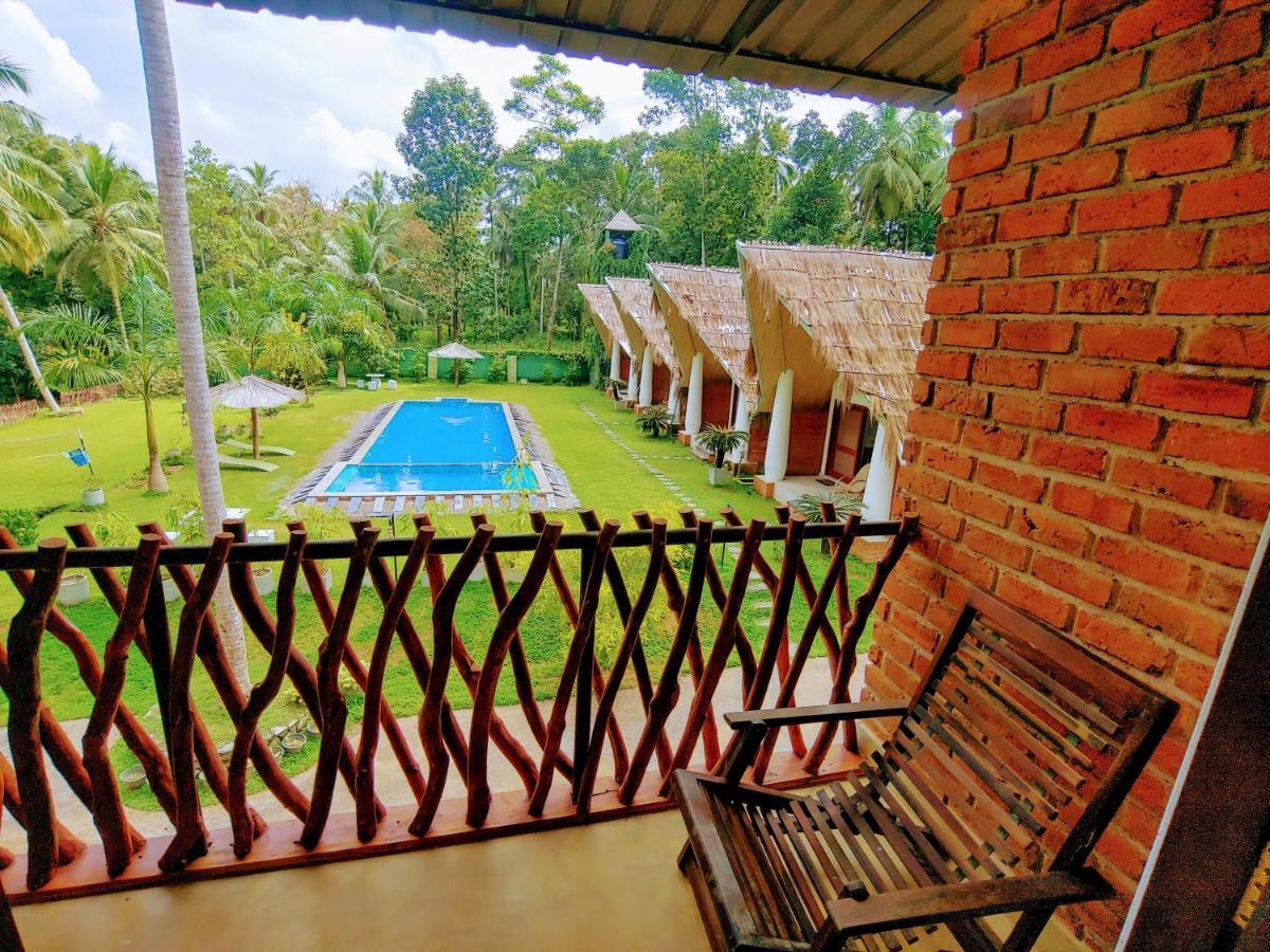 Katunayaka Airport Resort מראה חיצוני תמונה